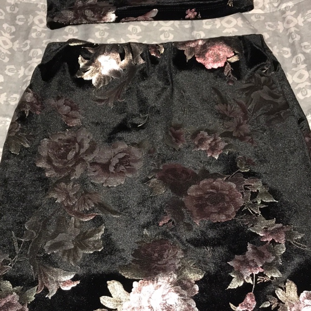 2 Piece Set - image 3